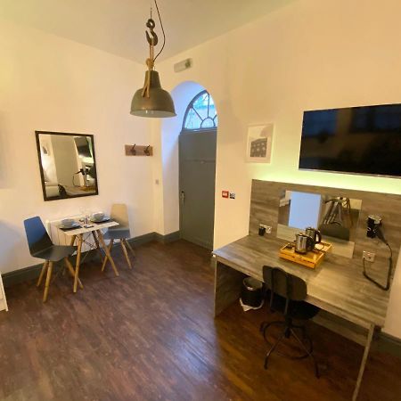 Studio At The Coach House Apartments Leeds  Exterior foto